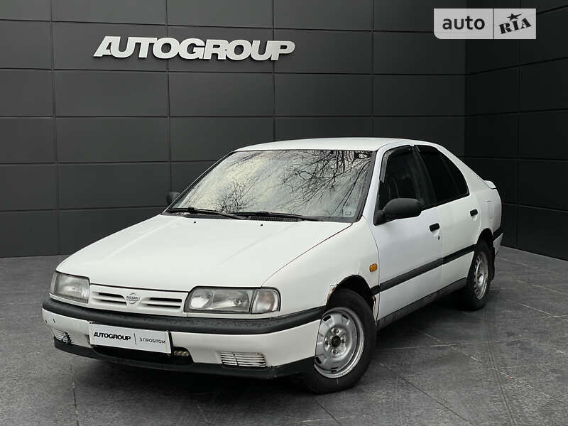 Седан Nissan Primera 1990 в Одессе