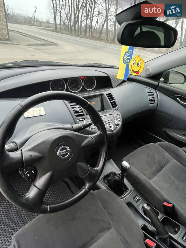 Седан Nissan Primera 2004 в Гайсину