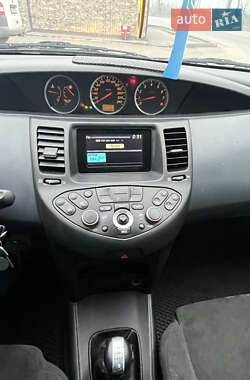 Седан Nissan Primera 2004 в 