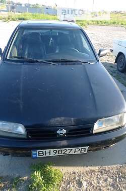 Седан Nissan Primera 1991 в Одессе