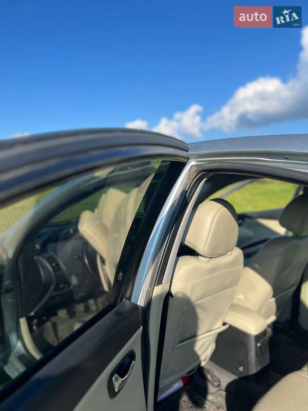 Седан Nissan Primera 2004 в Бердичеве