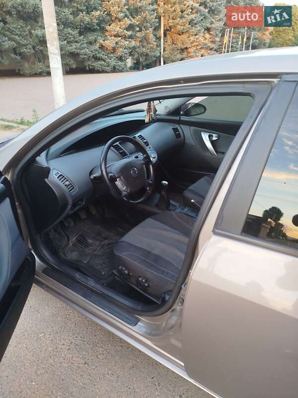 Седан Nissan Primera 2006 в Роздільній