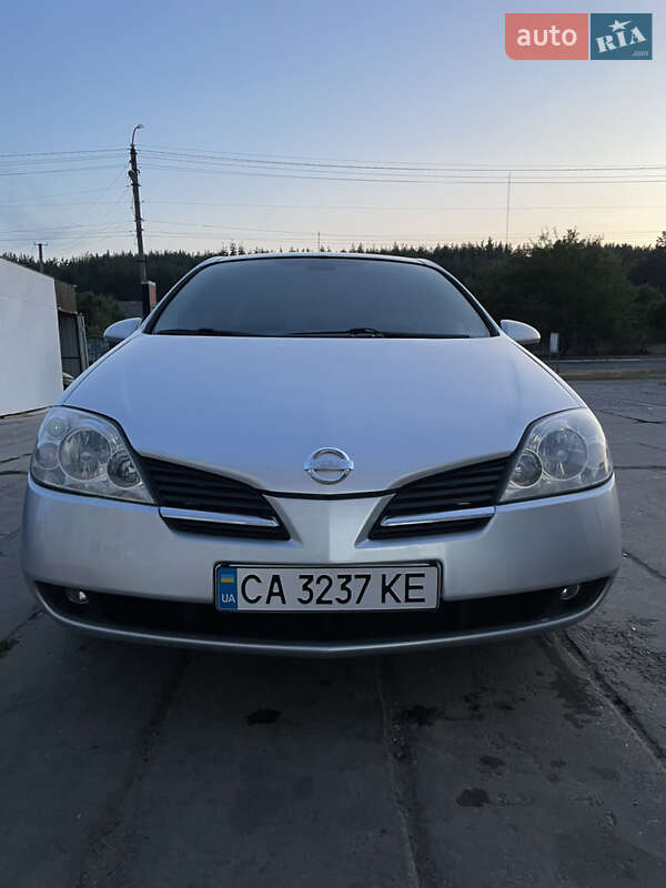 Седан Nissan Primera 2003 в Чигирину