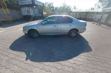 Седан Nissan Primera 2000 в Виннице