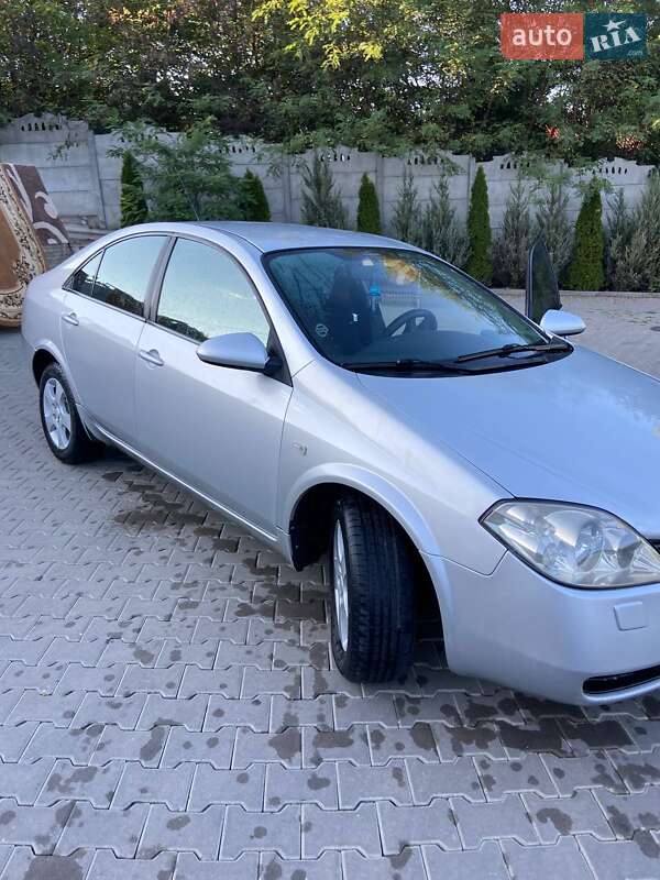 Седан Nissan Primera 2002 в Кицмани