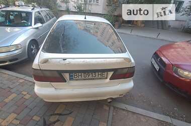 Ліфтбек Nissan Primera 1996 в Одесі