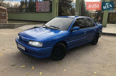 Седан Nissan Primera 1995 в Житомире