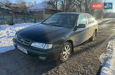 Седан Nissan Primera 1997 в Попільні