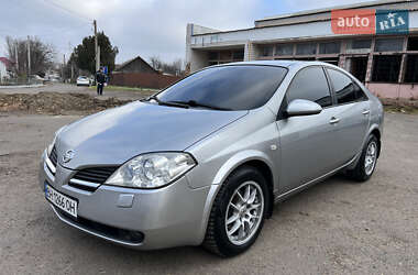 Седан Nissan Primera 2003 в Березовке