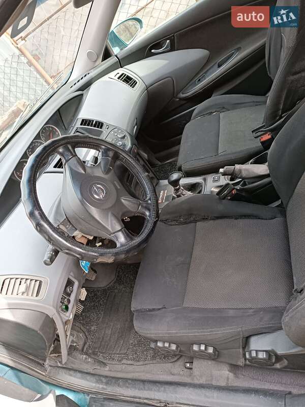 Седан Nissan Primera 2002 в Виннице фото 5 Седан Nissan Primera 2002 в Виннице