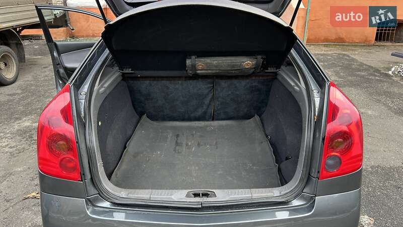 Ліфтбек Nissan Primera 2003 в Краматорську