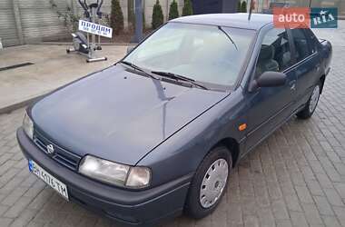 Седан Nissan Primera 1993 в Білгороді-Дністровському