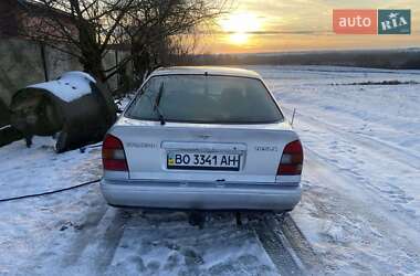 Хетчбек Nissan Primera 1994 в Ланівці