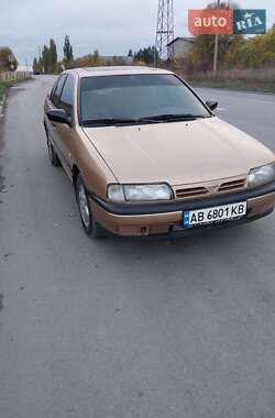 Седан Nissan Primera 1993 в Хмельницькому