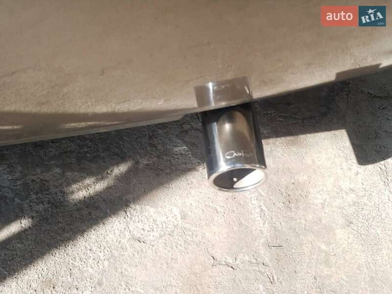 Седан Nissan Primera 2005 в Бродецком