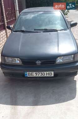 Седан Nissan Primera 1993 в Миколаєві