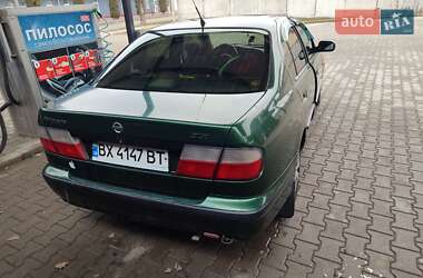 Седан Nissan Primera 1996 в Хмельницком