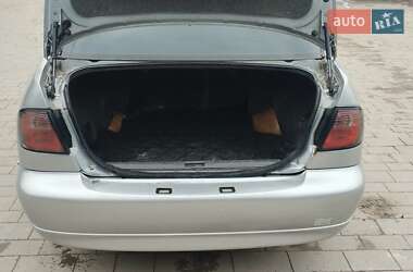 Седан Nissan Primera 1999 в 