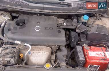 Седан Nissan Primera 2003 в Святопетрівське