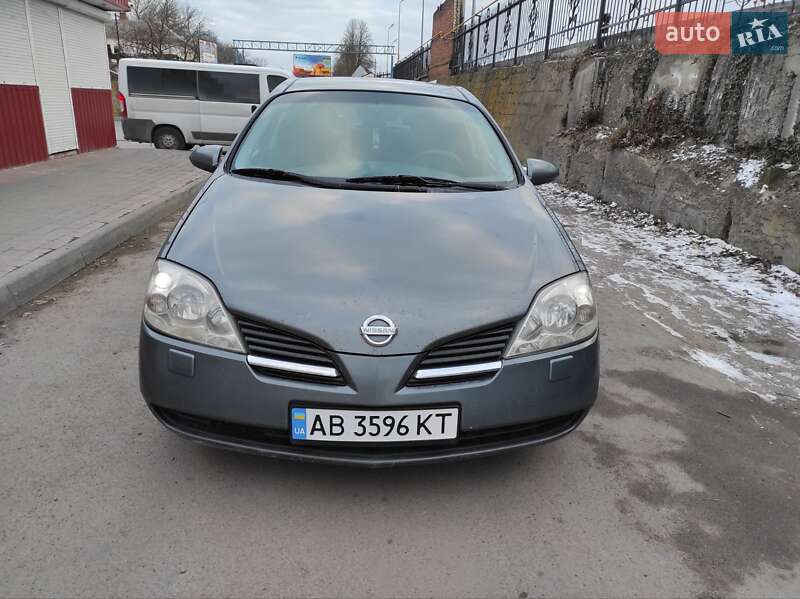 Седан Nissan Primera 2003 в Могилев-Подольске