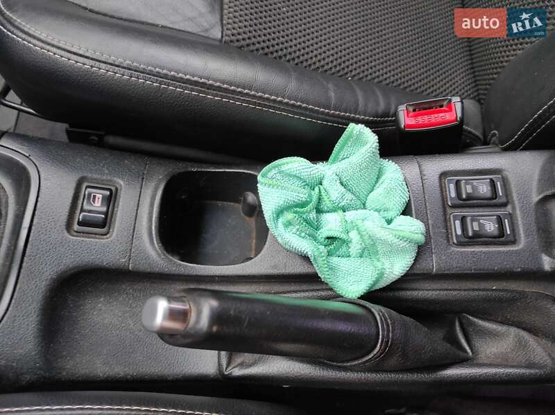 Седан Nissan Primera 2003 в Могилев-Подольске