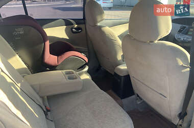 Седан Nissan Primera 2003 в 