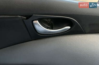 Седан Nissan Primera 2003 в 