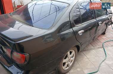 Седан Nissan Primera 2000 в 