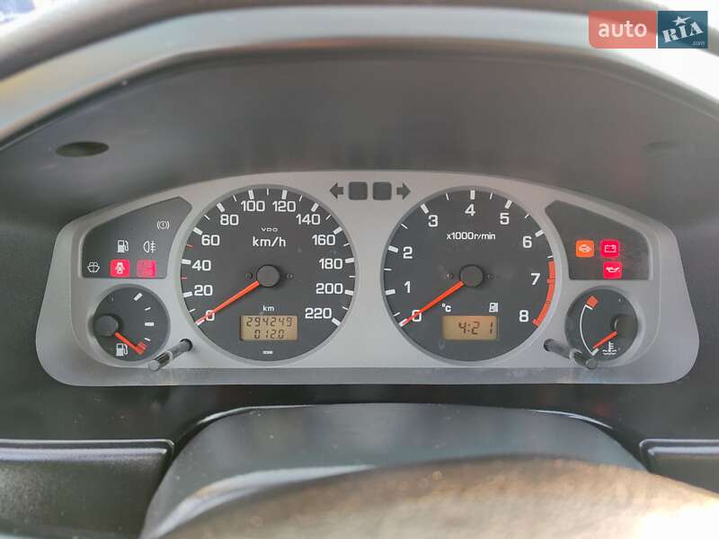 Седан Nissan Primera 1999 в Теребовле