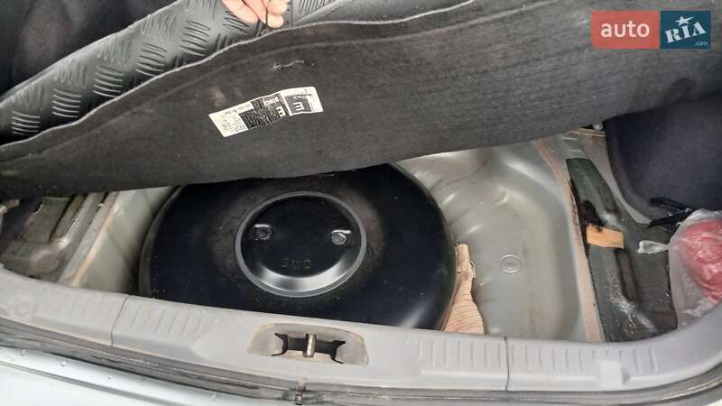 Лифтбек Nissan Primera 2003 в Борисполе