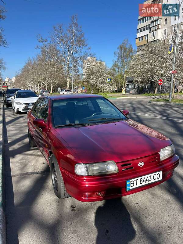 Nissan Primera 1995