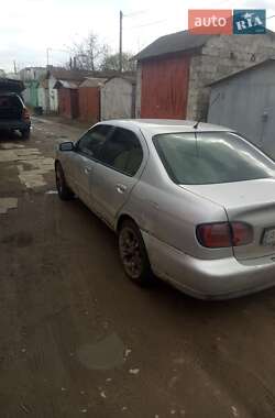 Седан Nissan Primera 2000 в 
