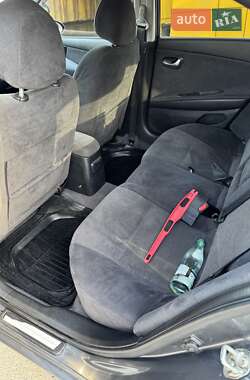 Ліфтбек Nissan Primera 2003 в 