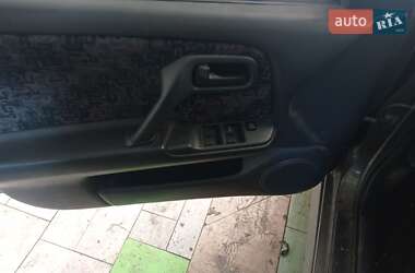 Седан Nissan Primera 1999 в Перемишлянах