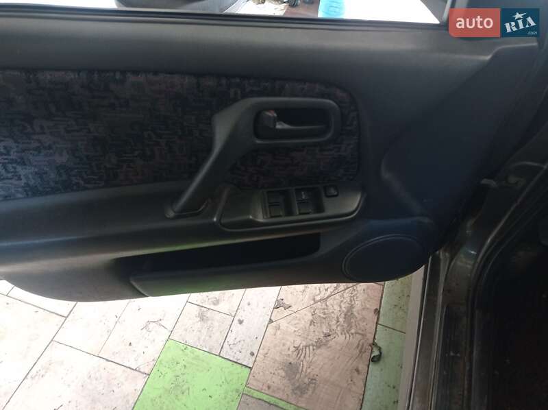 Седан Nissan Primera 1999 в Перемышлянах фото 10 Седан Nissan Primera 1999 в Перемышлянах