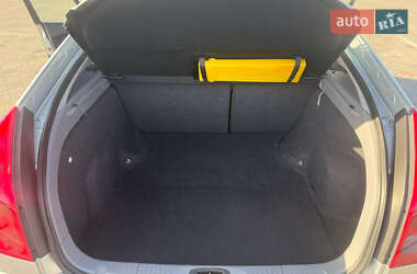 Лифтбек Nissan Primera 2002 в 