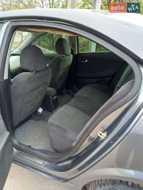 Седан Nissan Primera 2003 в Краматорську