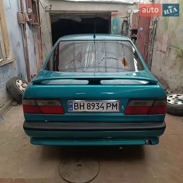Nissan Primera 1996