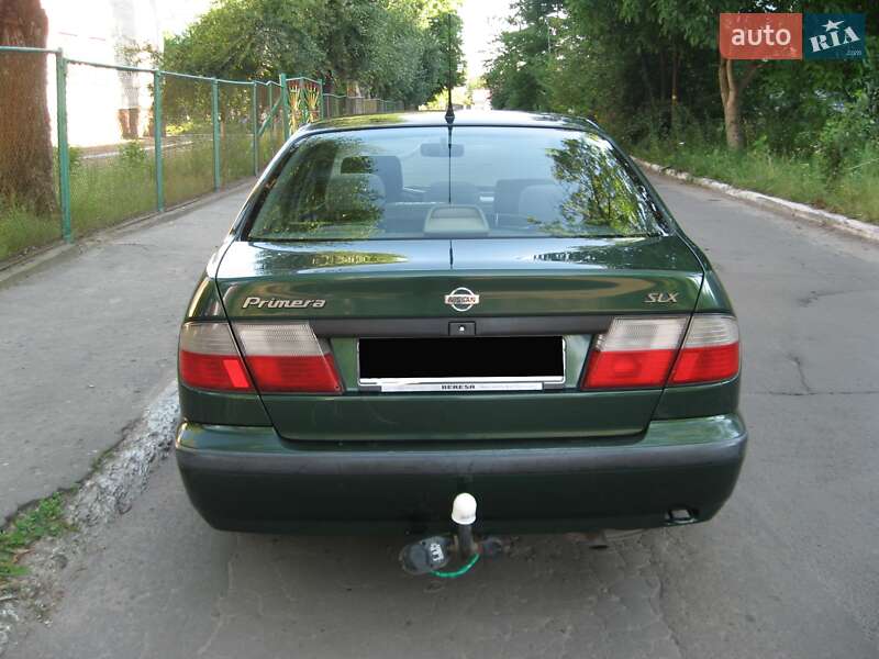 Седан Nissan Primera 1996 в Сокале