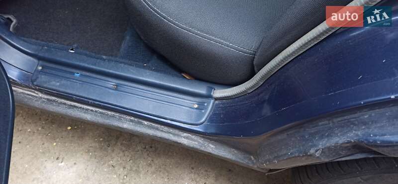 Седан Nissan Primera 1993 в Одесі