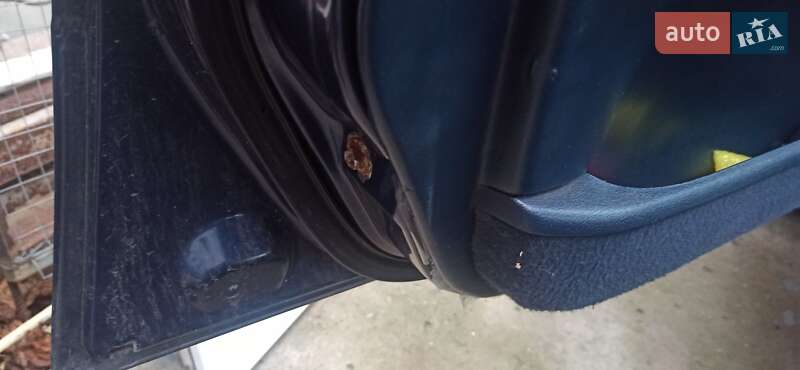 Седан Nissan Primera 1993 в Одесі