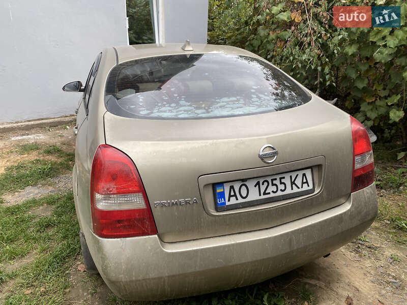 Седан Nissan Primera 2004 в Ужгороде