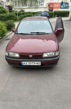 Седан Nissan Primera 1993 в Харкові