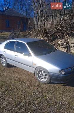 Хетчбек Nissan Primera 1993 в Гусятині