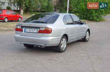 Лифтбек Nissan Primera 1998 в 