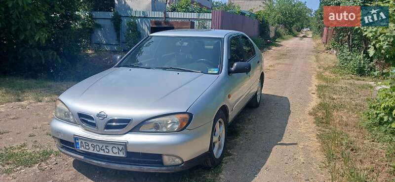 Nissan Primera 2000