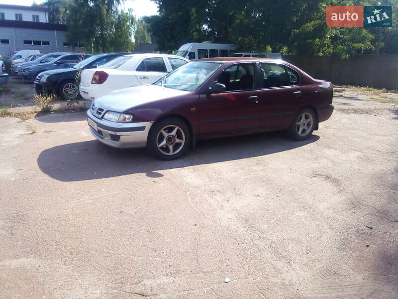 Nissan Primera 1998