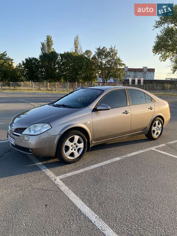 Nissan Primera 2004