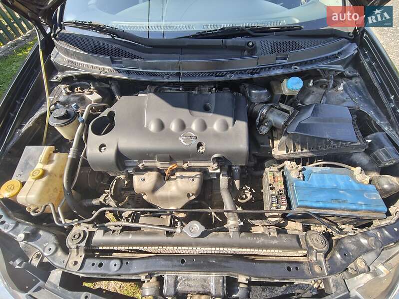 Седан Nissan Primera 2004 в Корюковке