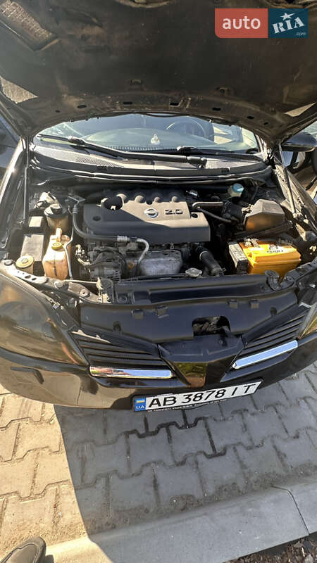 Седан Nissan Primera 2004 в Виннице